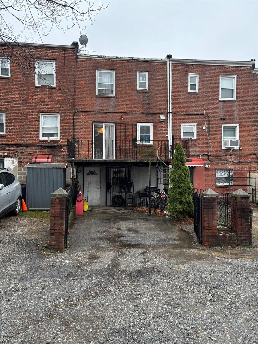 21611 115th Court, Cambria Heights, NY 11411 - Image #3