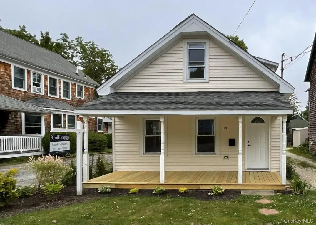 308 East Avenue, Riverhead, NY 11901 - #1