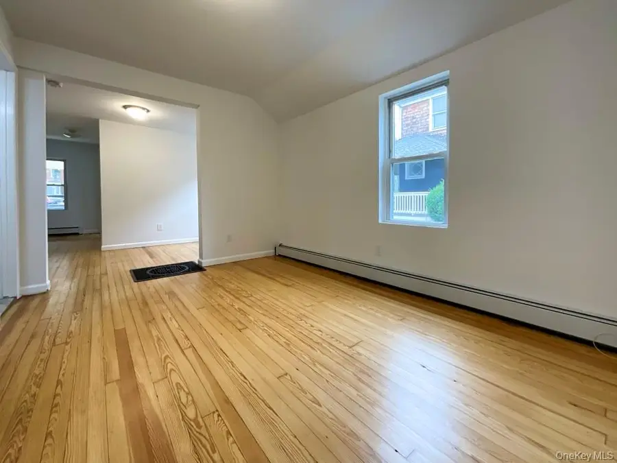 308 East Avenue, Riverhead, NY 11901 - #3