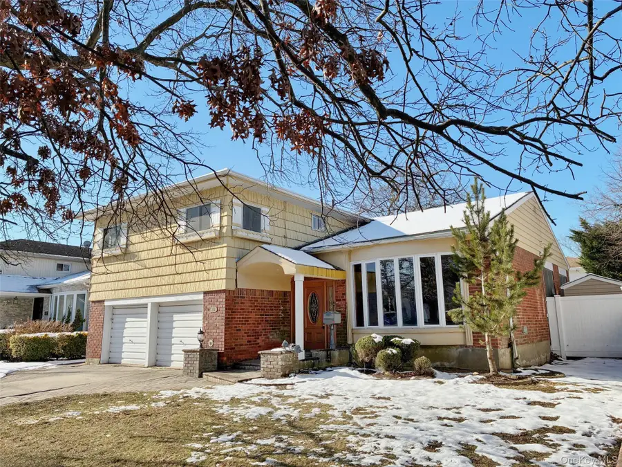 3186 Grand Avenue, Baldwin Harbor, NY 11510 - #3