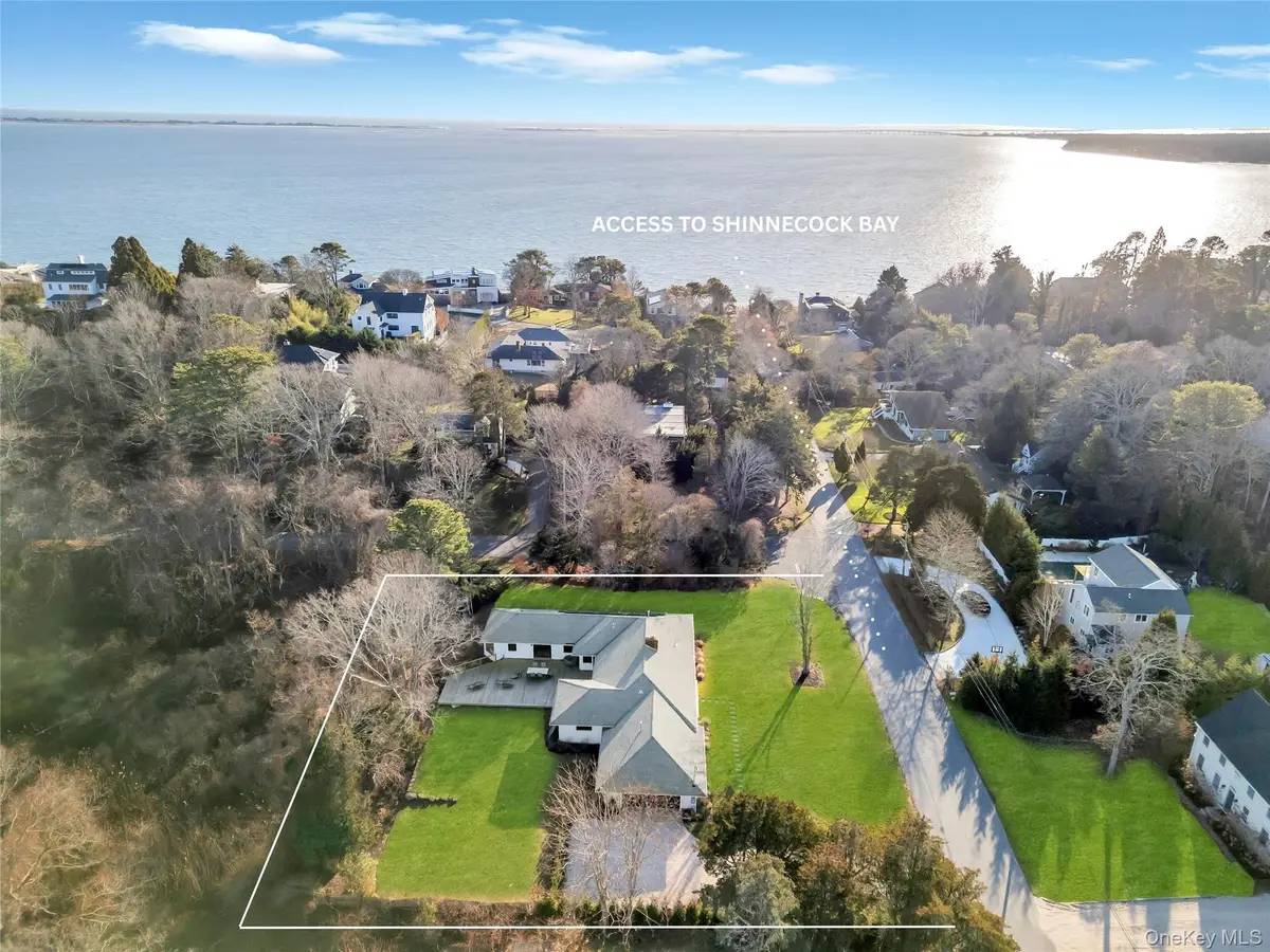 10 Lenape Road, Southampton, NY 11968 - Image #1