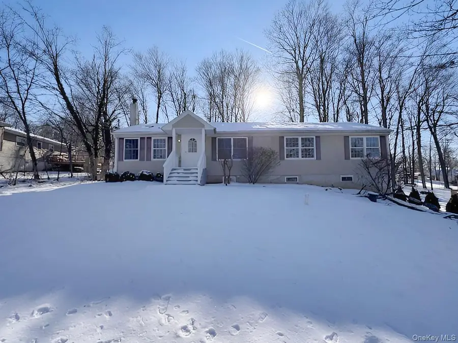 3 Glade Road, Poughkeepsie, NY 12601 - #2