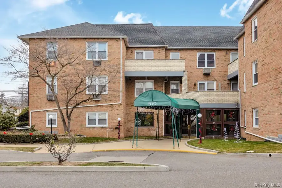 570 Broadway #16A, Lynbrook, NY 11563 - Image #2
