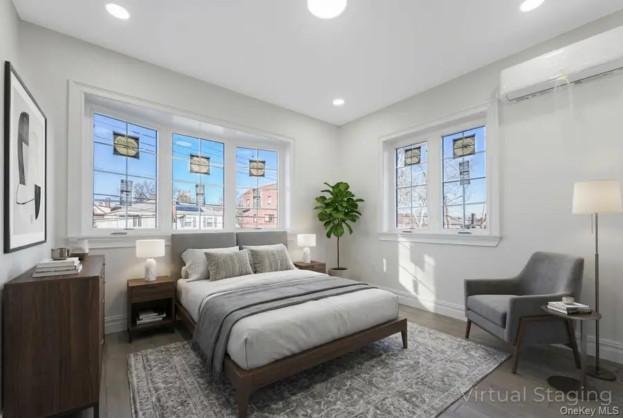 146-18 Laburnum Avenue, Flushing, NY 11355 - Image #2