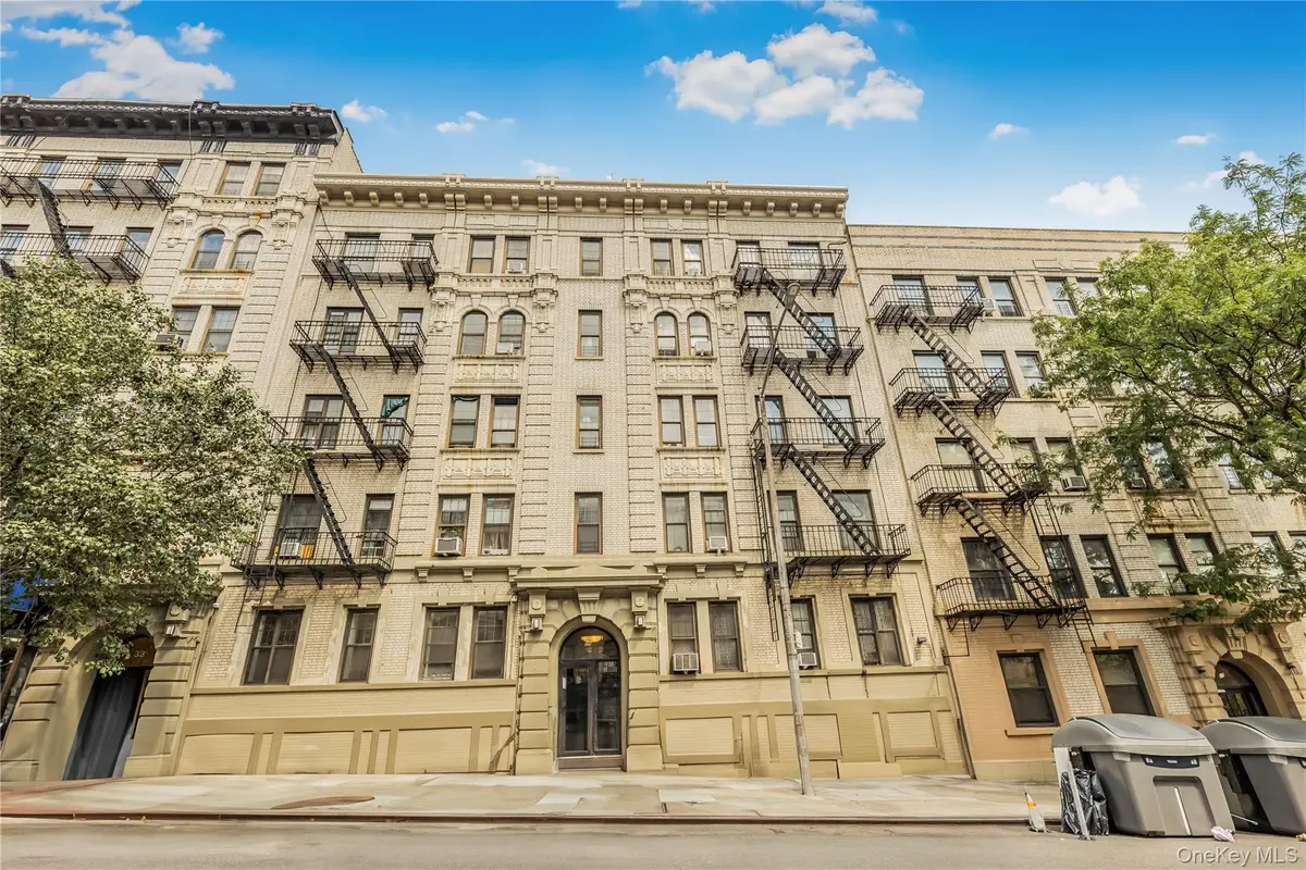 29 Convent Avenue #24, New York, NY 10027 - Image #1