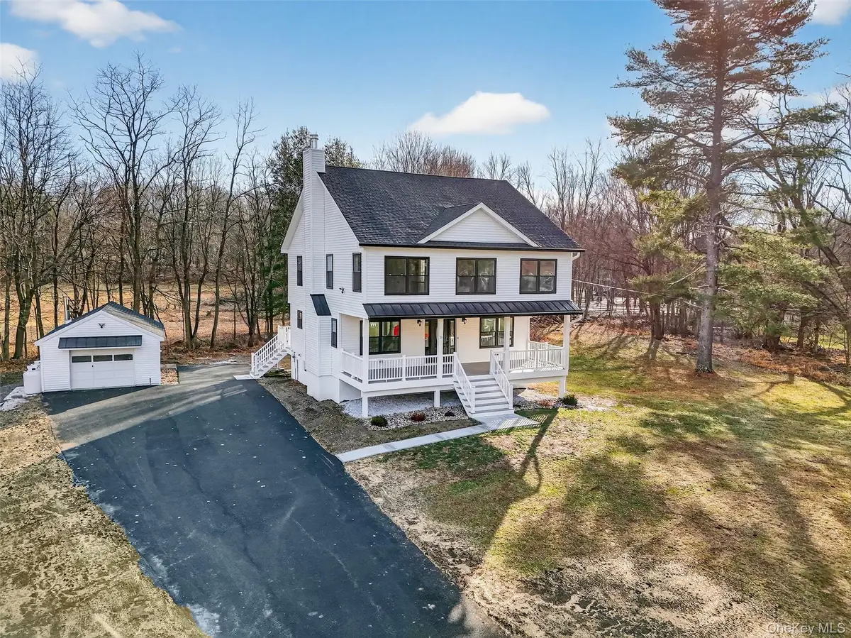 11 Appleblossom Lane, Hopewell Junction, NY 12533 - Image #1