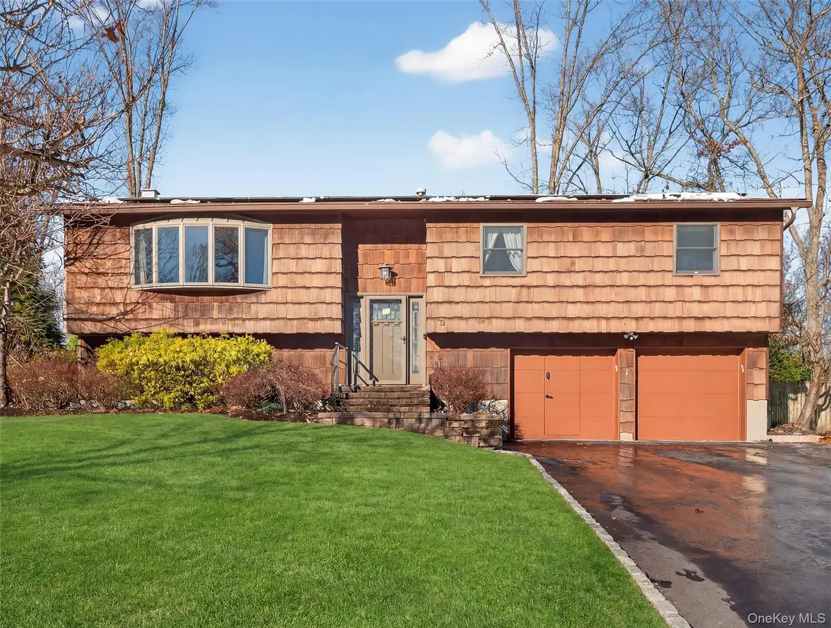 11 Durham Lane, Suffern, NY 10901 - Image #1