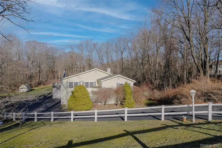 13 Edna Drive, Hyde Park, NY 12538 - Image #2