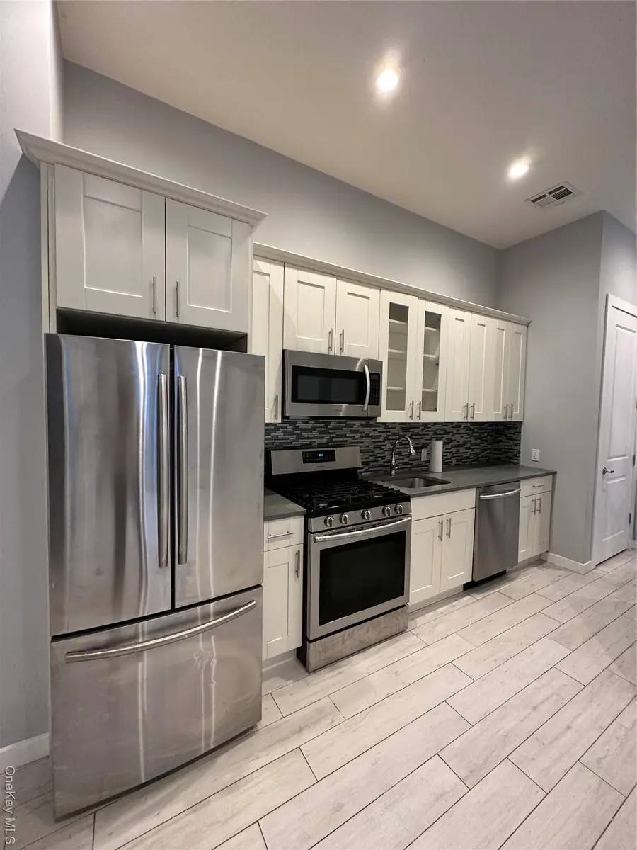 560 Riverdale Avenue, Brooklyn, NY 11207 - Image #3