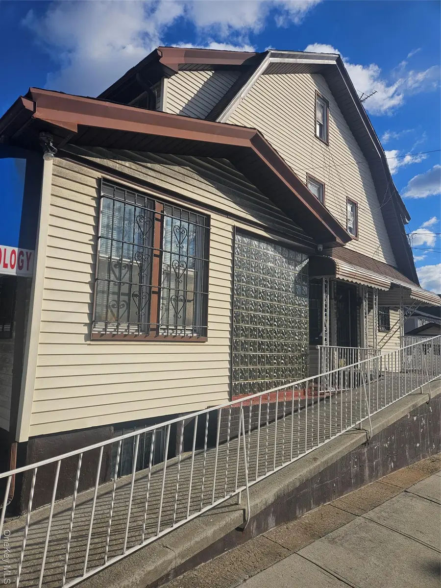 19602 Hillside Avenue, Hollis, NY 11423 - Image #3