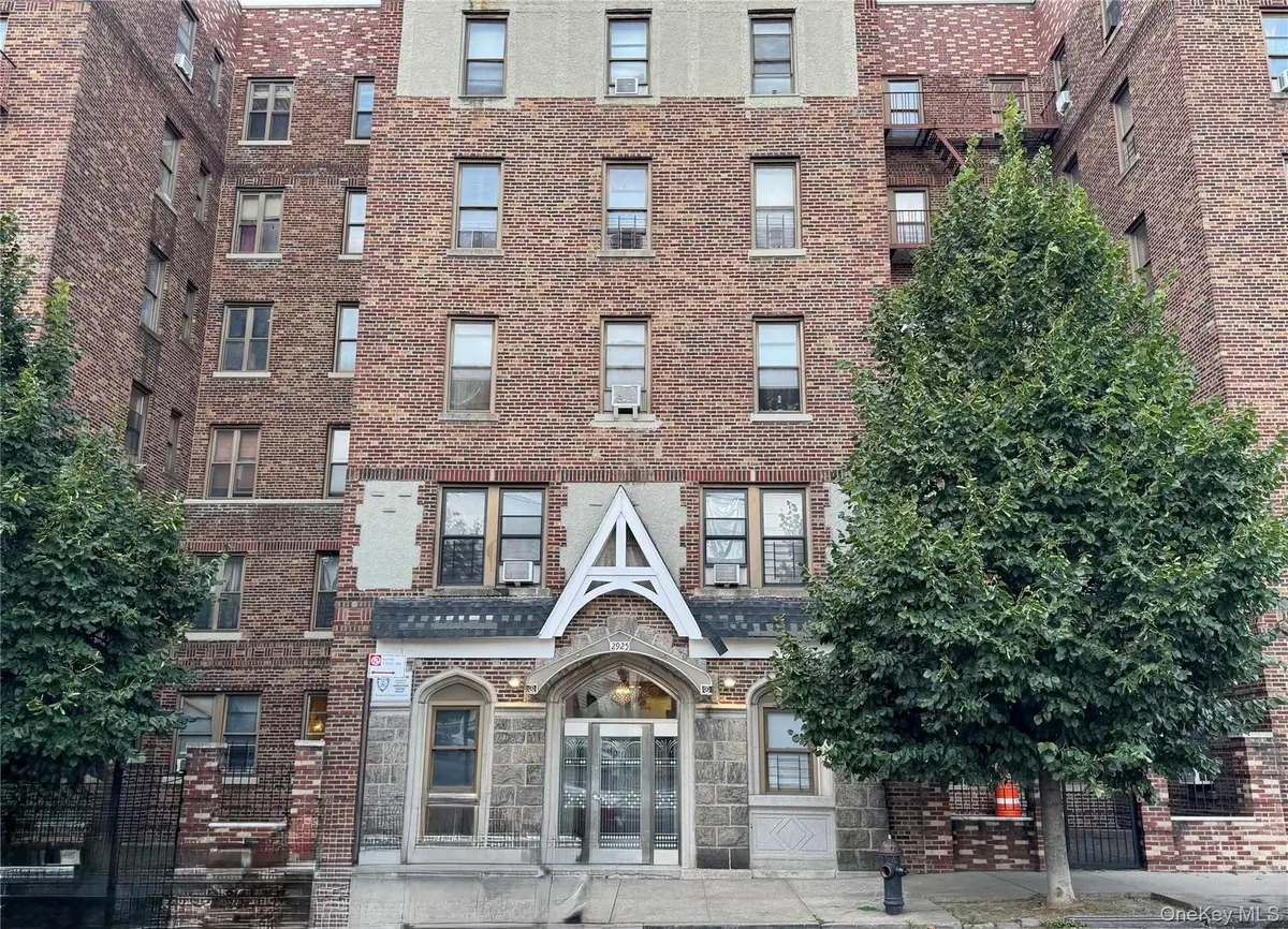 2925 Mathews Ave #2H, Bronx, NY 10467 - #1