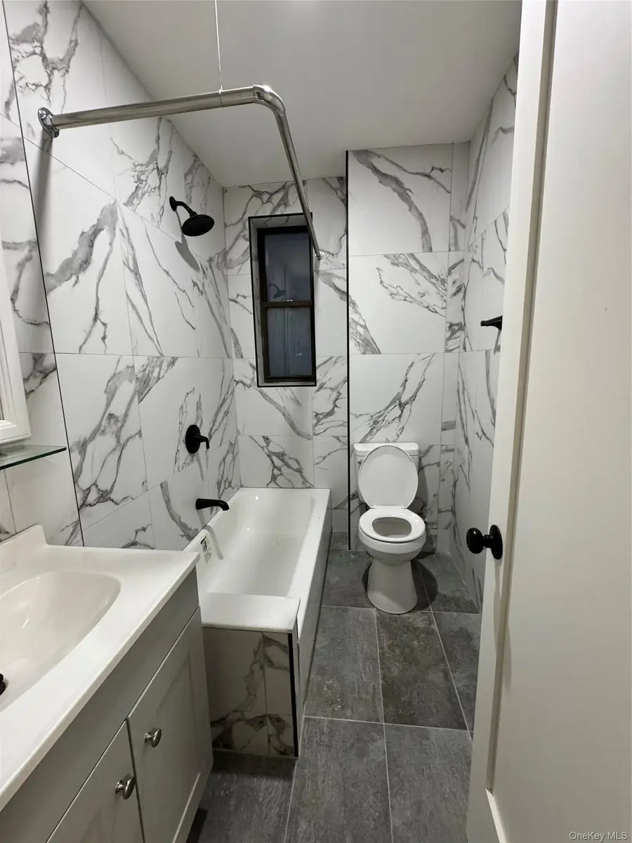 2925 Mathews Ave #2H, Bronx, NY 10467 - #3