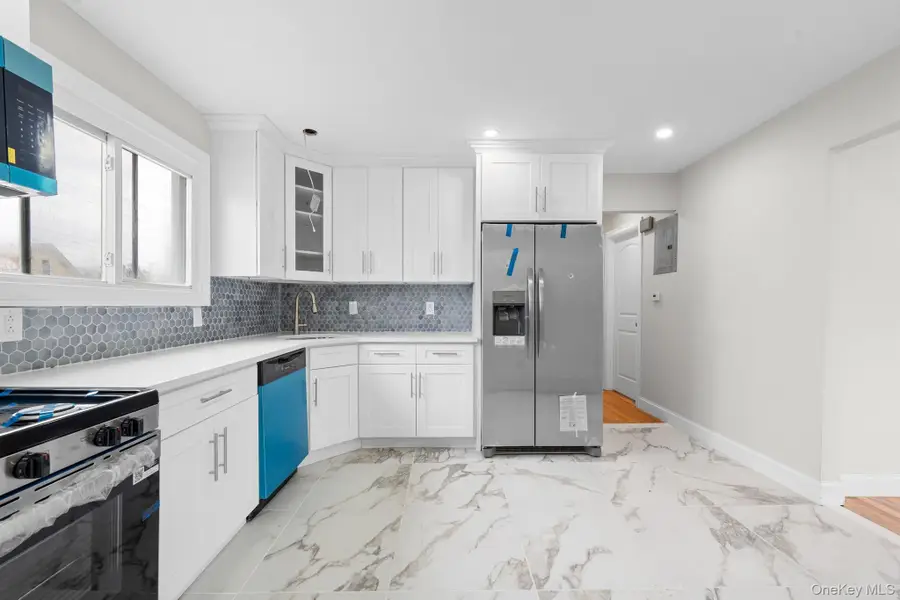 14101 255th Street, Rosedale, NY 11422 - Image #3