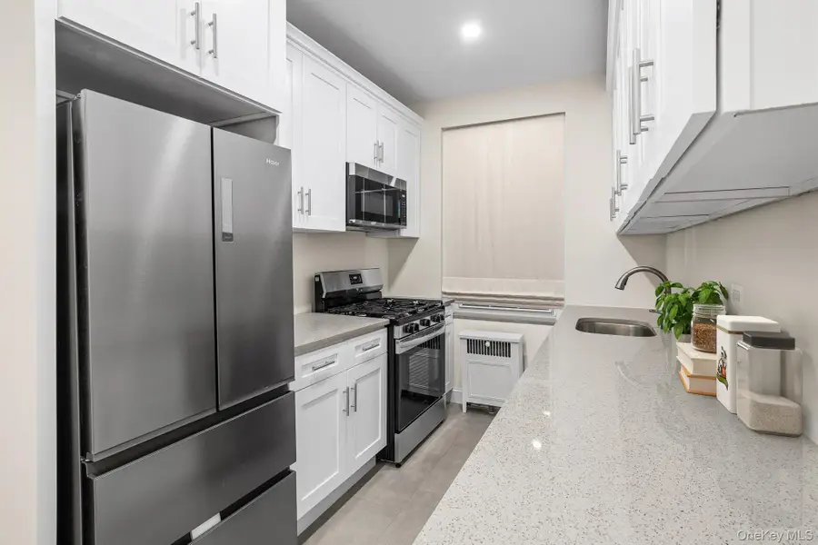 11007 73rd Road #2K, Forest Hills, NY 11375 - Image #3