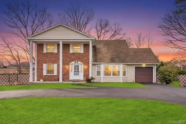 2 Martin Street, Coram, NY 11727