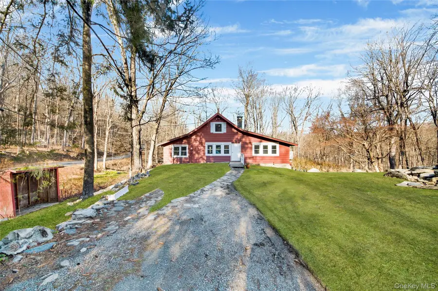690 Gipsy Trail Road, Carmel, NY 10512 - Image #2
