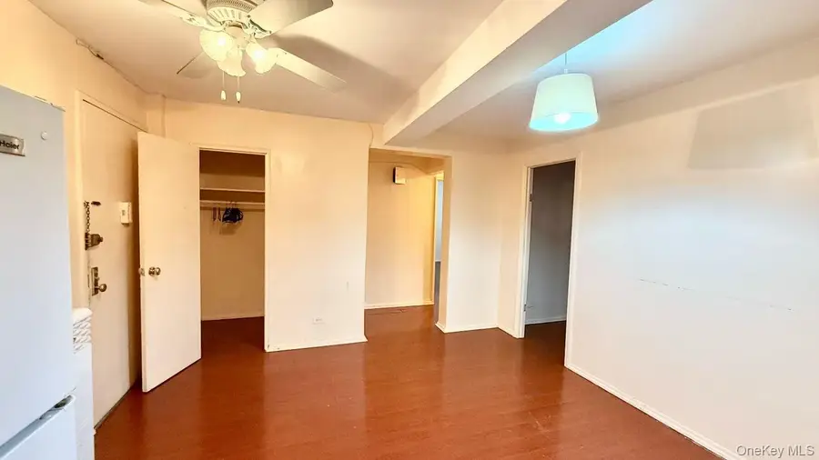 138-70 Elder Avenue #4T, Flushing, NY 11355 - Image #3