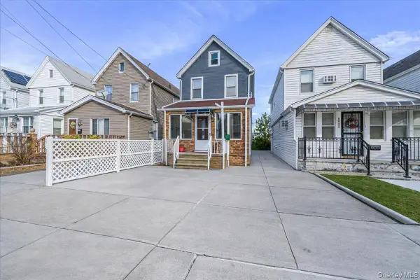 8925 201st Street, Hollis, NY 11423