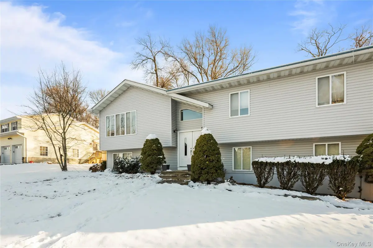 20 Mountainview Avenue, Airmont, NY 10901 - Image #1