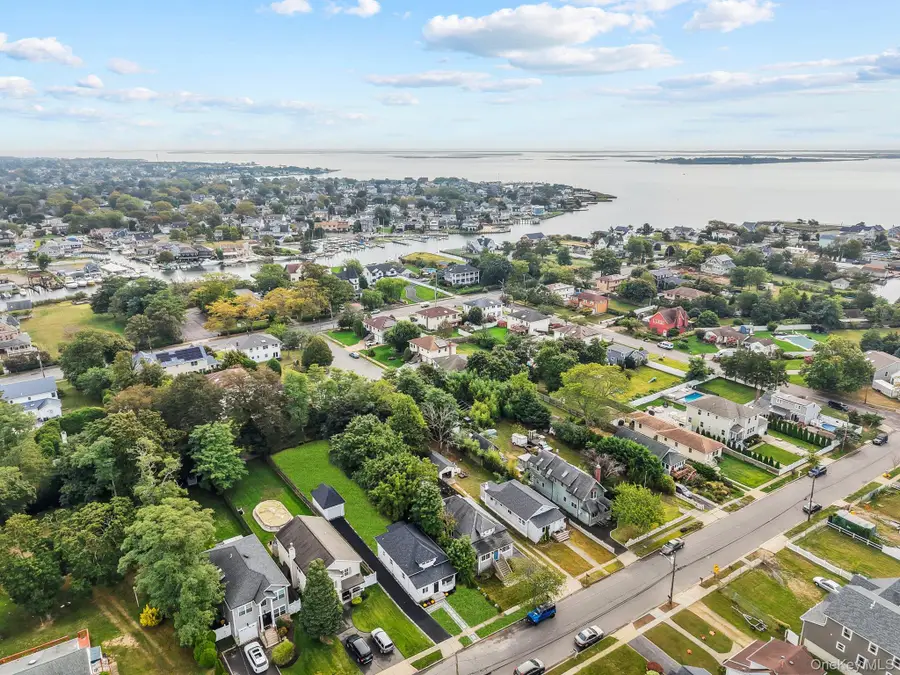 15 E Hamilton Avenue, Massapequa, NY 11758 - Image #2