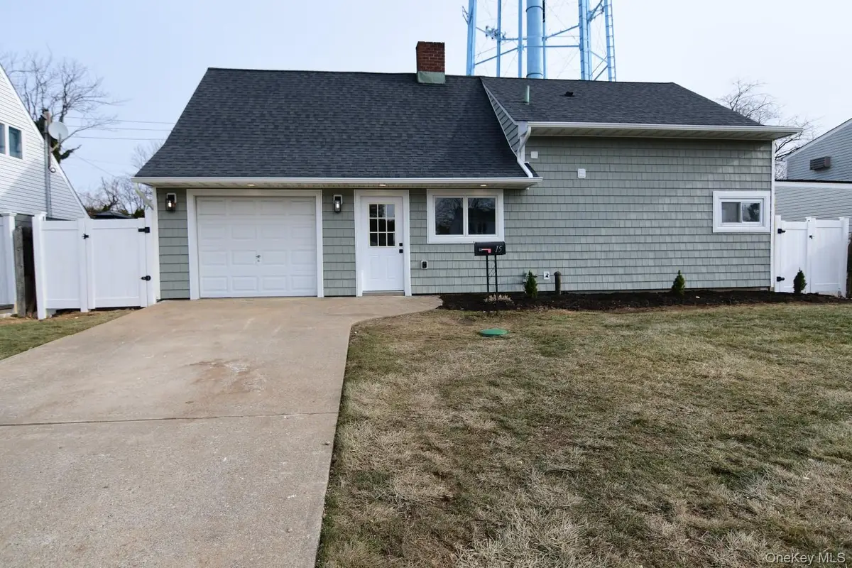 15 Bond Lane, Hicksville, NY 11801 - Image #1