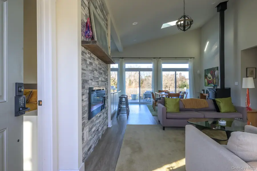 16 Lucas Lane, Hudson, NY 12534 - Image #3