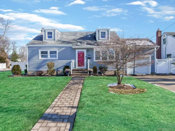 181 Whittier Avenue, North Babylon, NY 11703