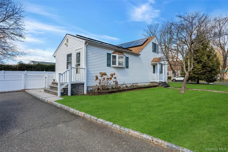 119 E 13th Street, Huntington Station, NY 11746 - #2