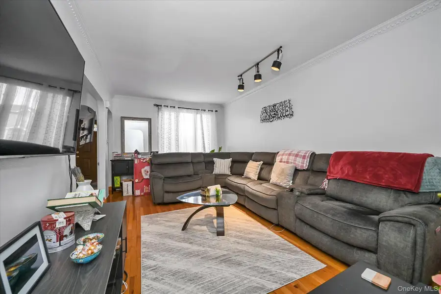 53-08 193rd Street, Fresh Meadows, NY 11365 - Image #2