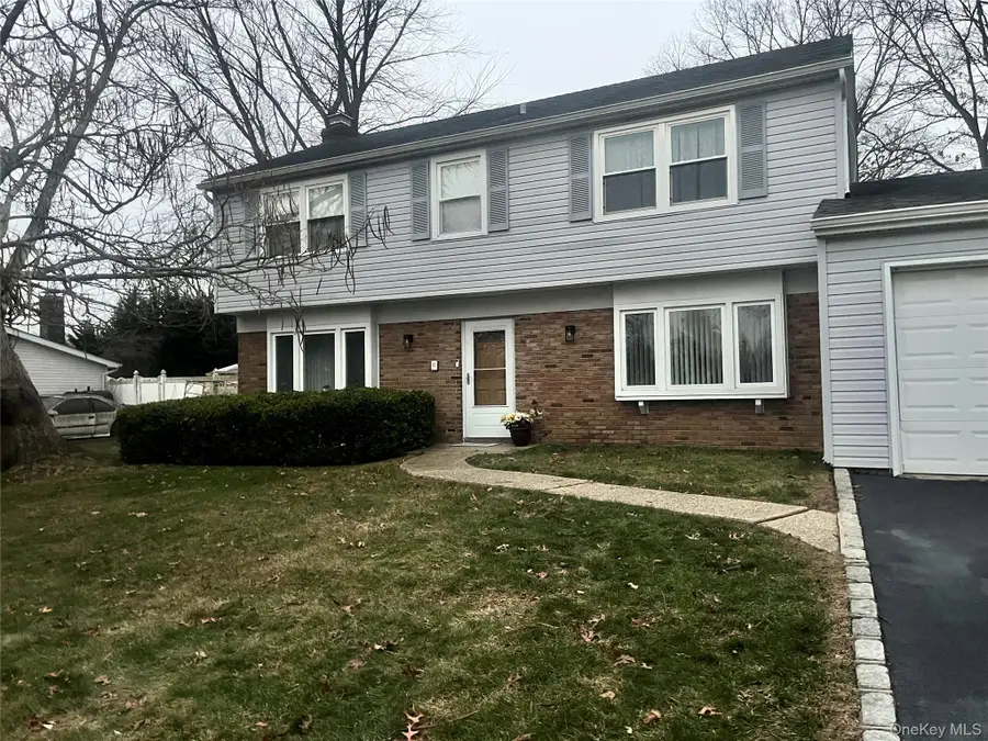 74 Wedgewood Drive, Coram, NY 11727 - Image #2