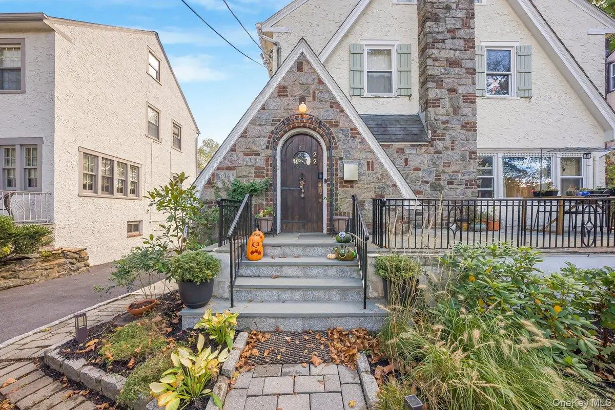 22 Palmer Avenue, Mount Vernon, NY 10552 - Image #1