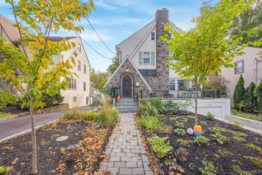 22 Palmer Avenue, Mount Vernon, NY 10552 - Image #2