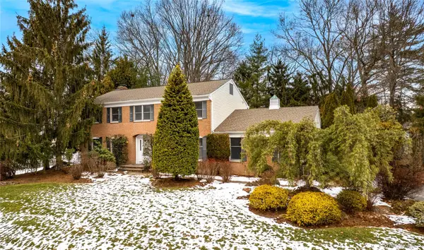 163 W Park Avenue, Pearl River, NY 10965