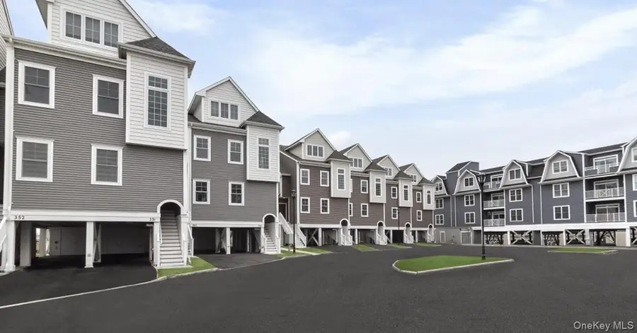 121 Marina Pointe Drive #121, East Rockaway, NY 11518 - #2