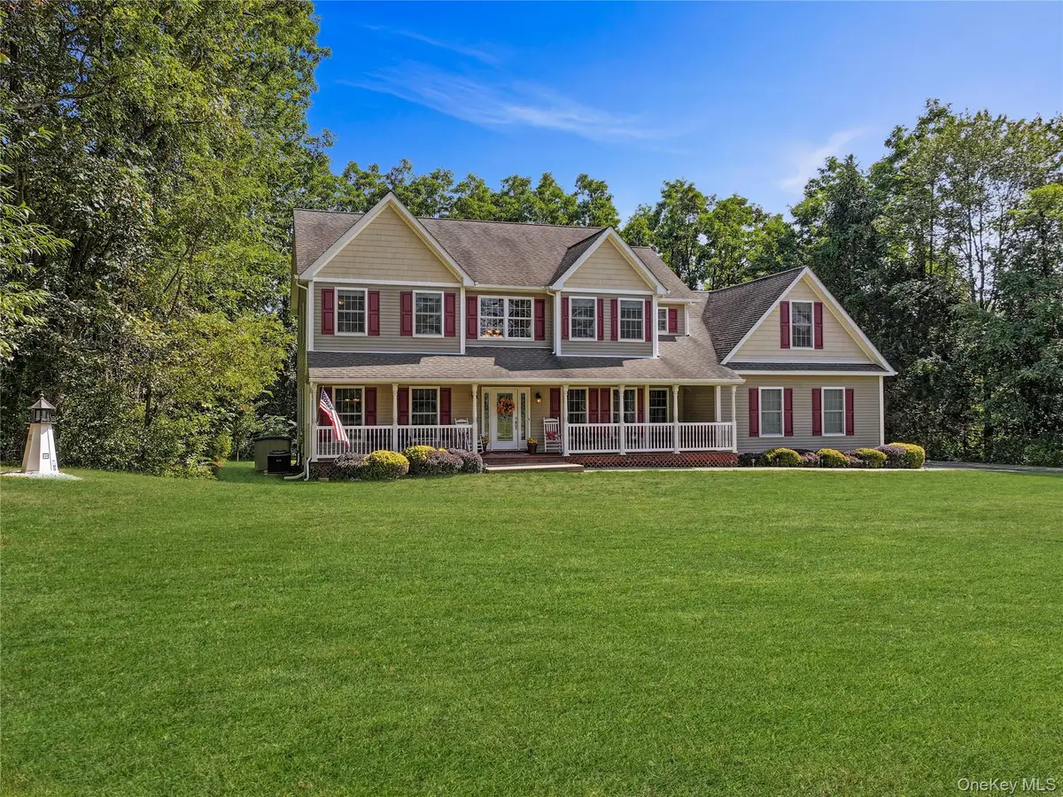 28 Madison Court, Wallkill, NY 12589 - Image #1