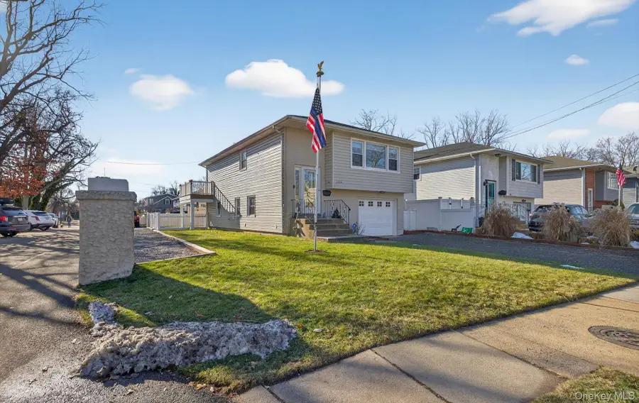 306 Bayville Avenue, Bayville, NY 11709 - #2