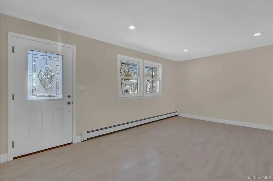 78 Juniper Avenue, Ronkonkoma, NY 11779 - #3