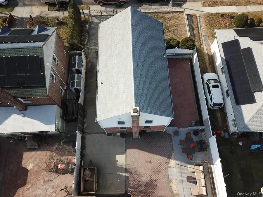 112-05 180th Street, Jamaica, NY 11433 - Image #3