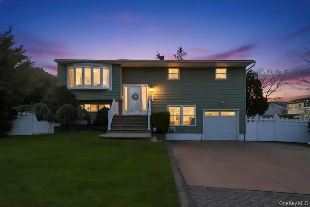 178 Missouri Avenue, Bay Shore, NY 11706 - #1