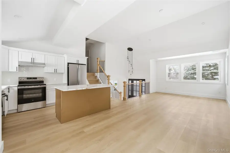 126 Country Village Lane, East Islip, NY 11730 - Image #2