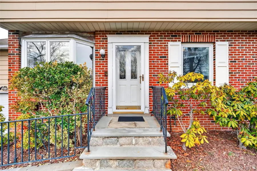 19 Indian Trail, White Plains, NY 10603 - #2