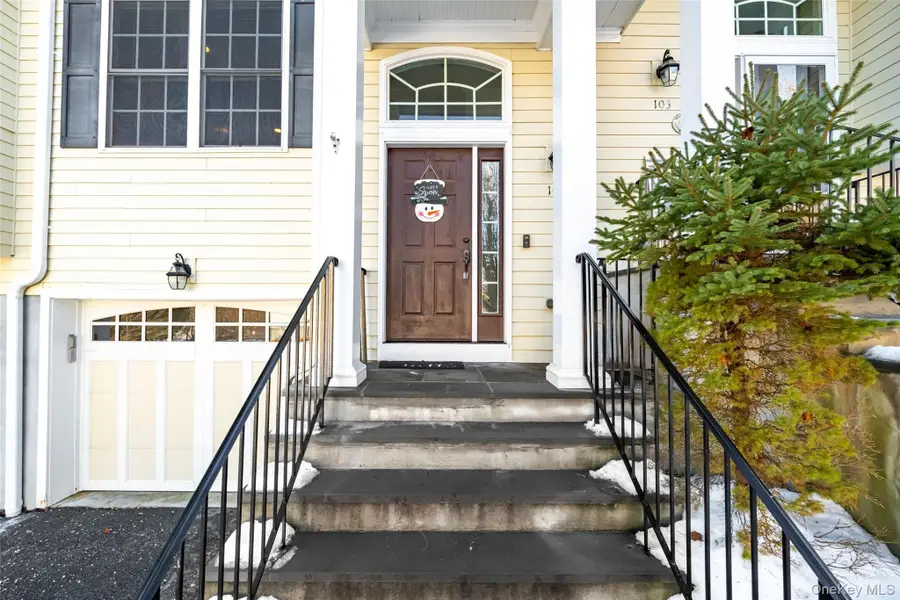 102 Villa Court, Carmel, NY 10512 - Image #2