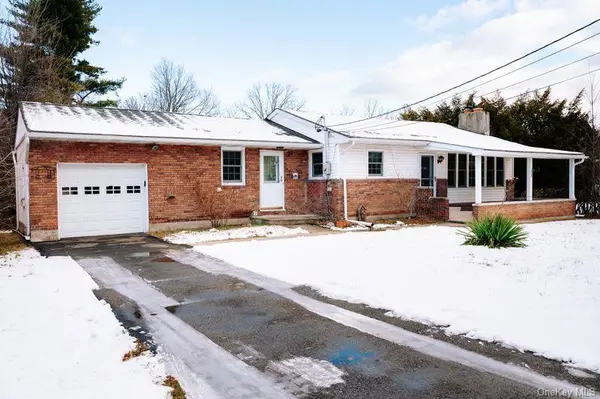 21 Mccall Place, Middlehope, NY 12550