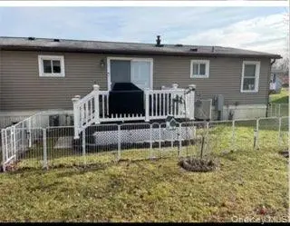 128 Brittany Terrace #128, New Windsor Town, NY 12575 - Image #3