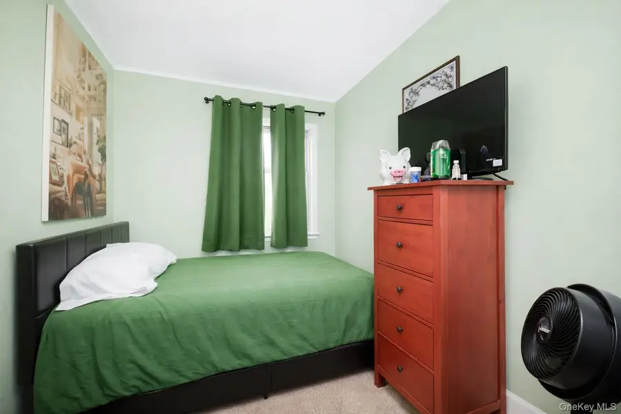 1019 E 228th Street, Bronx, NY 10466 - Image #3