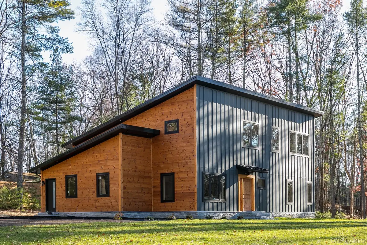 33 Betten Court, Saugerties, NY 12477 - Image #1