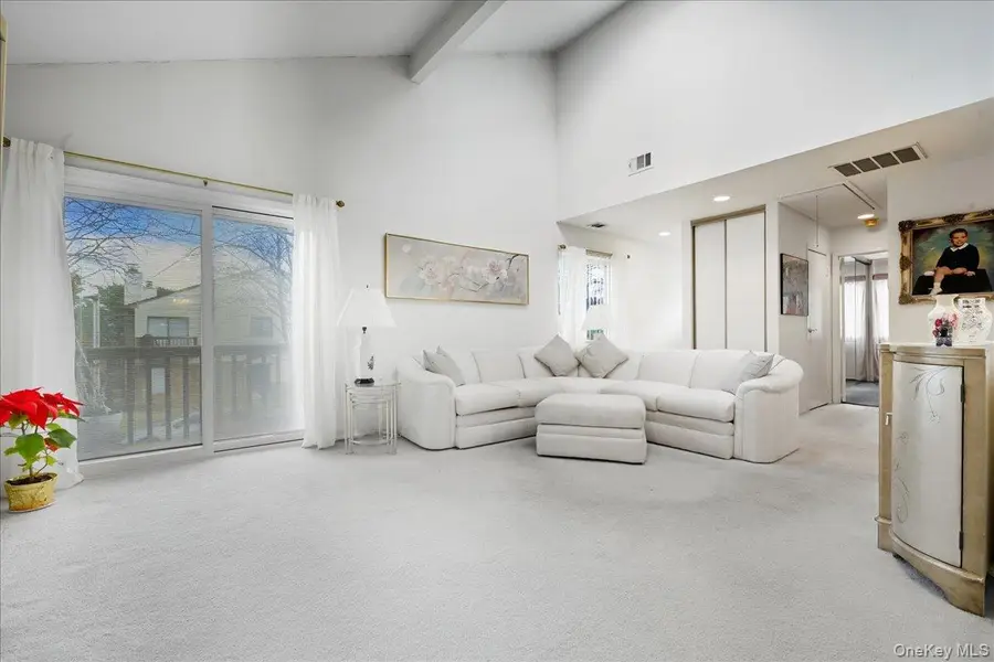 47 Balsam Court, Wantagh, NY 11793 - Image #3