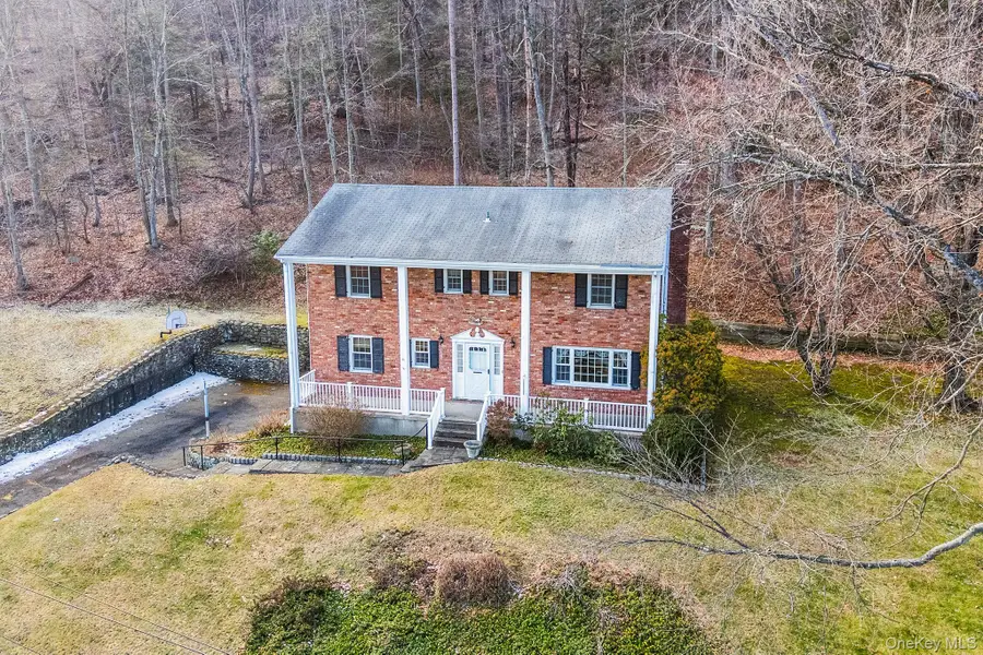 46 Nursery Road, Tuxedo Park, NY 10987 - Image #2