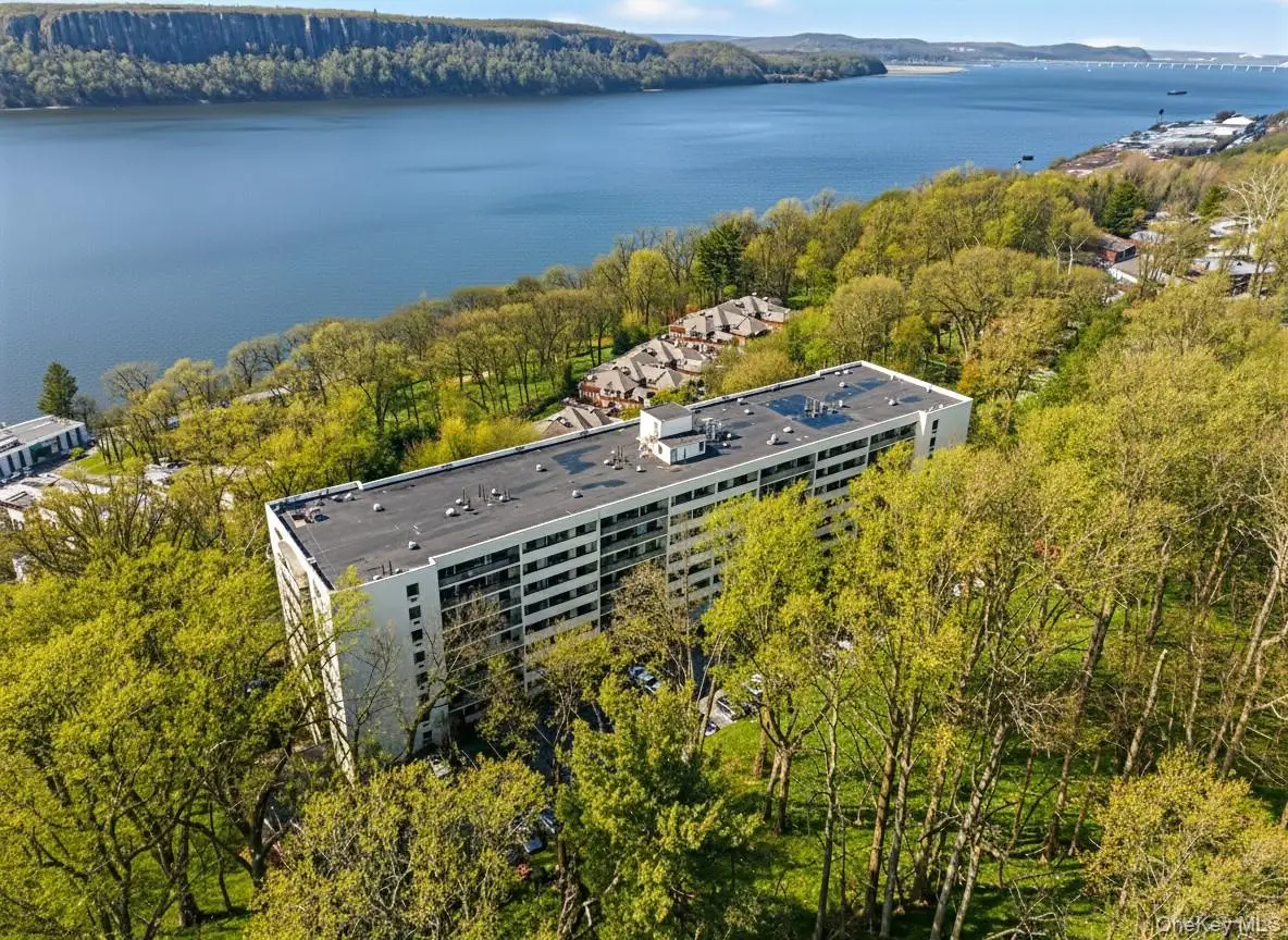 1 David Lane #4 C, Yonkers, NY 10701 - Image #1