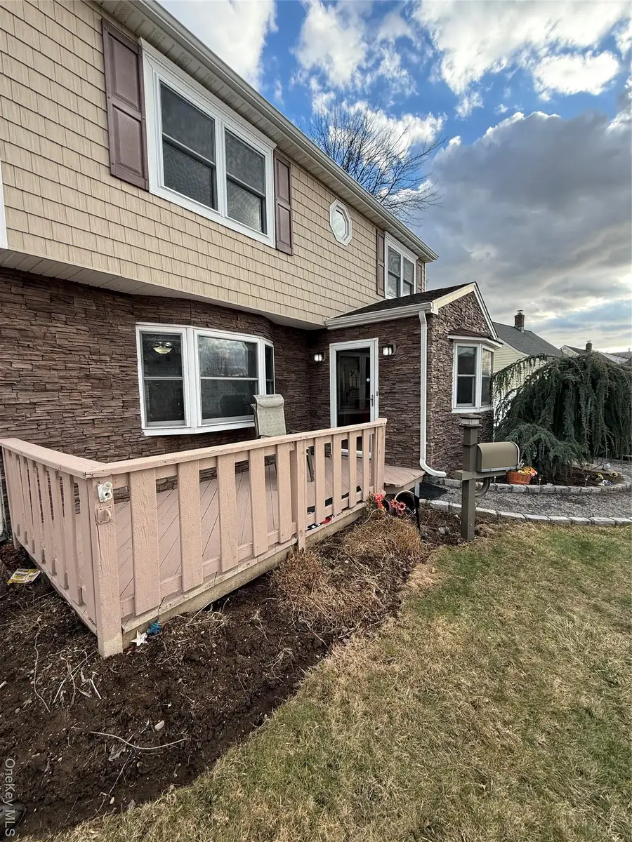 63 Anchor Lane, Levittown, NY 11756 - #2